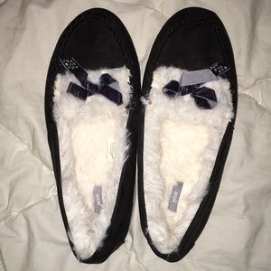 Aerie slippers nwot.